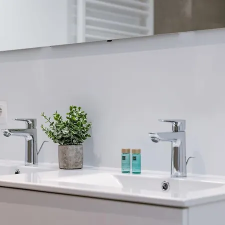 Huswell - Exquisite On A Great Location In Apartment