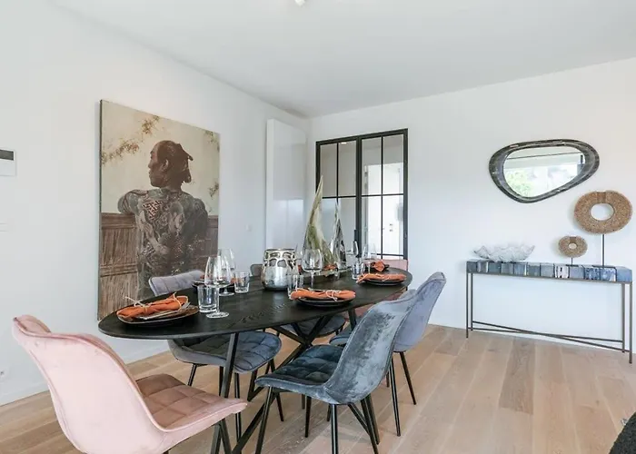 Huswell - Exquisite On A Great Location In * Knokke-Heist