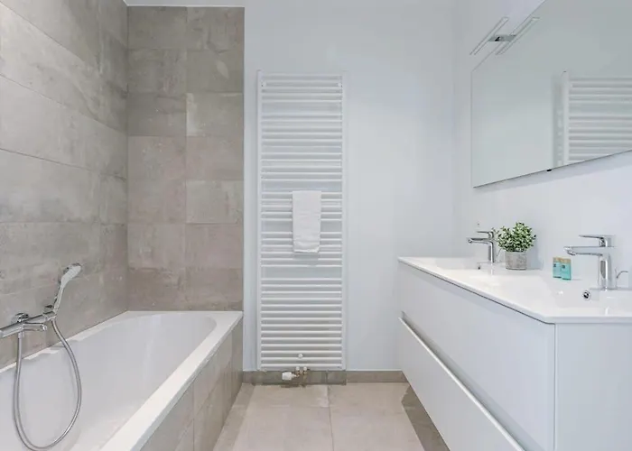 Huswell - Exquisite On A Great Location In Knokke-Heist